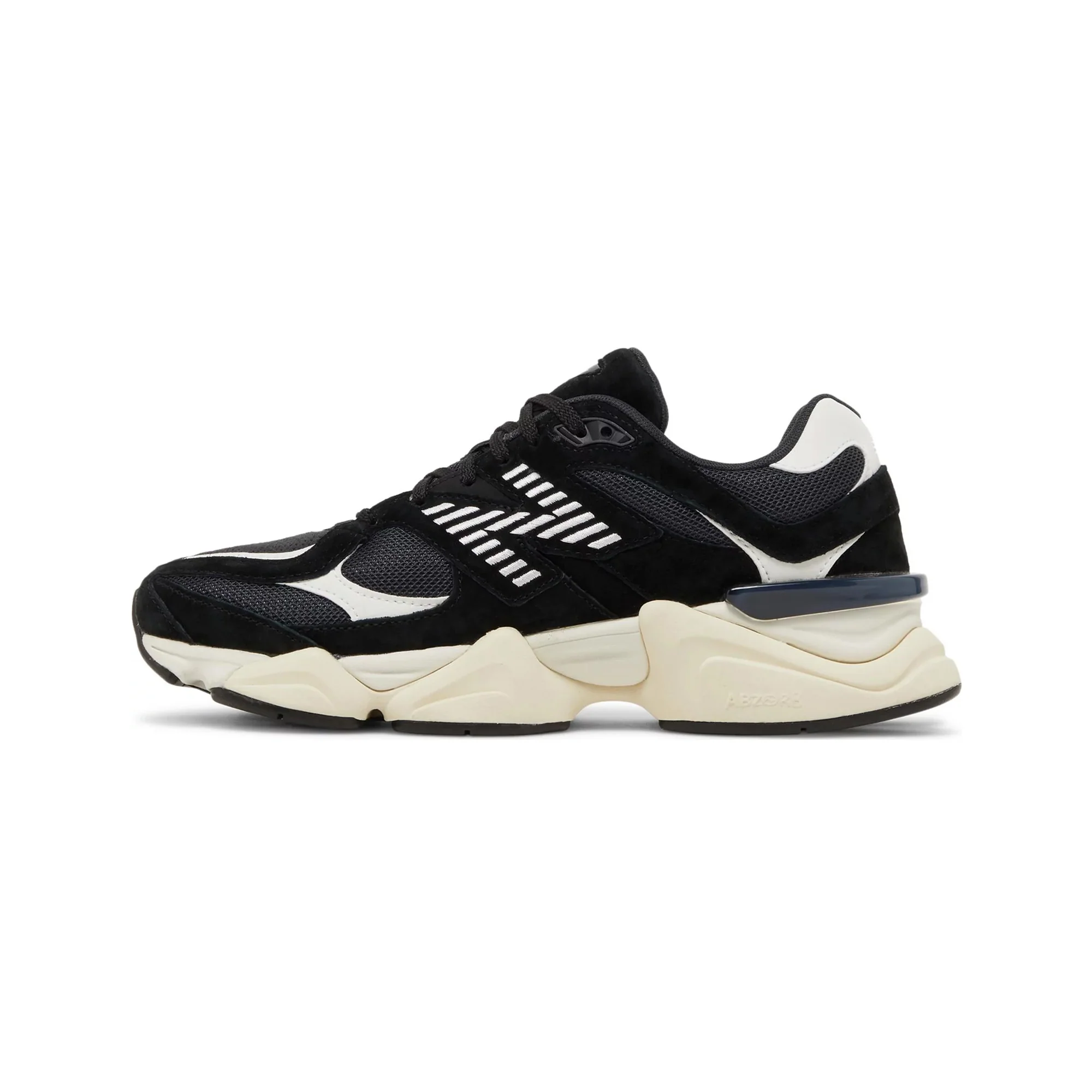 9060 'Black and White' (2023) - Image 3