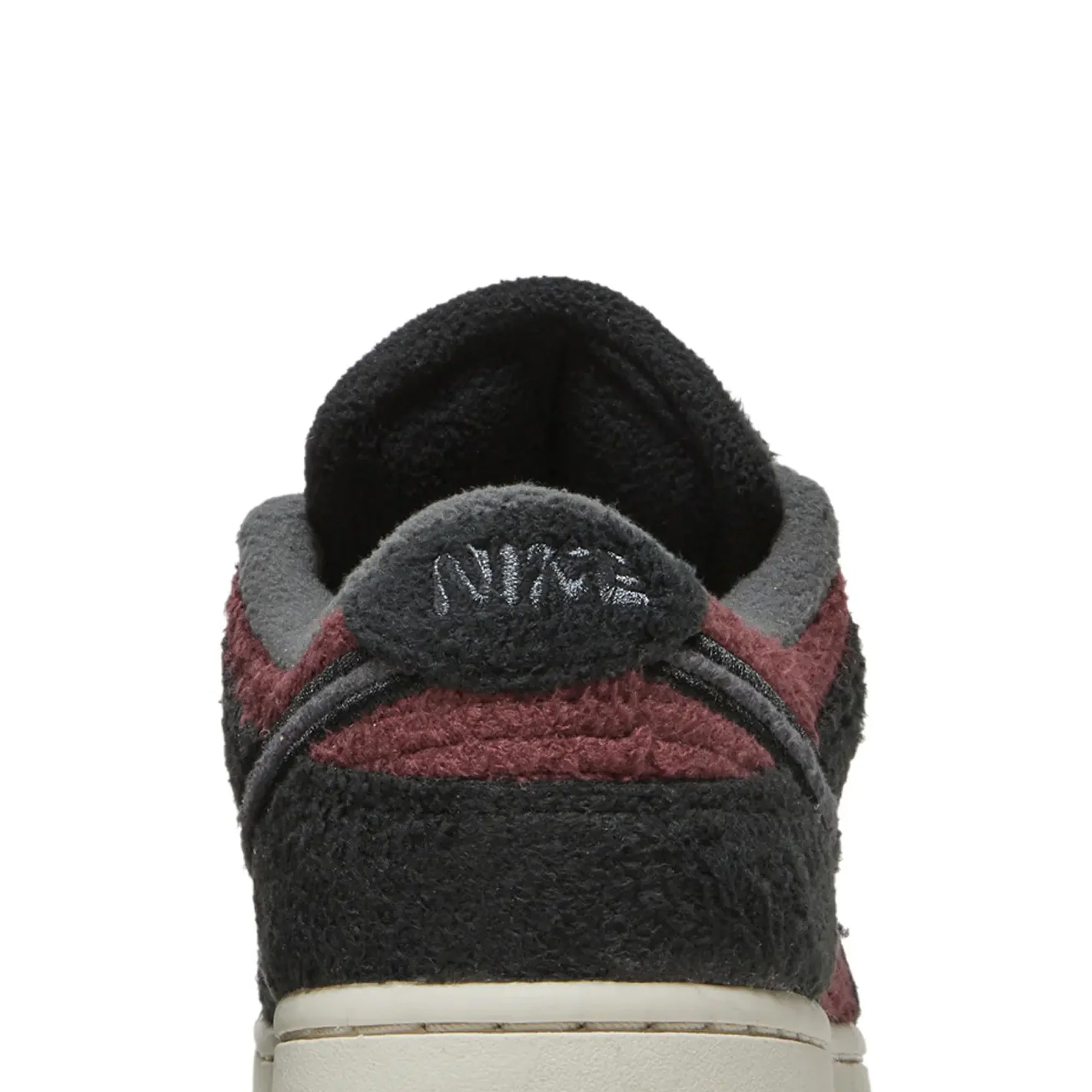 Dunk Low SE 'Fleece Pack Burgundy Crush' W (2022) - Image 7