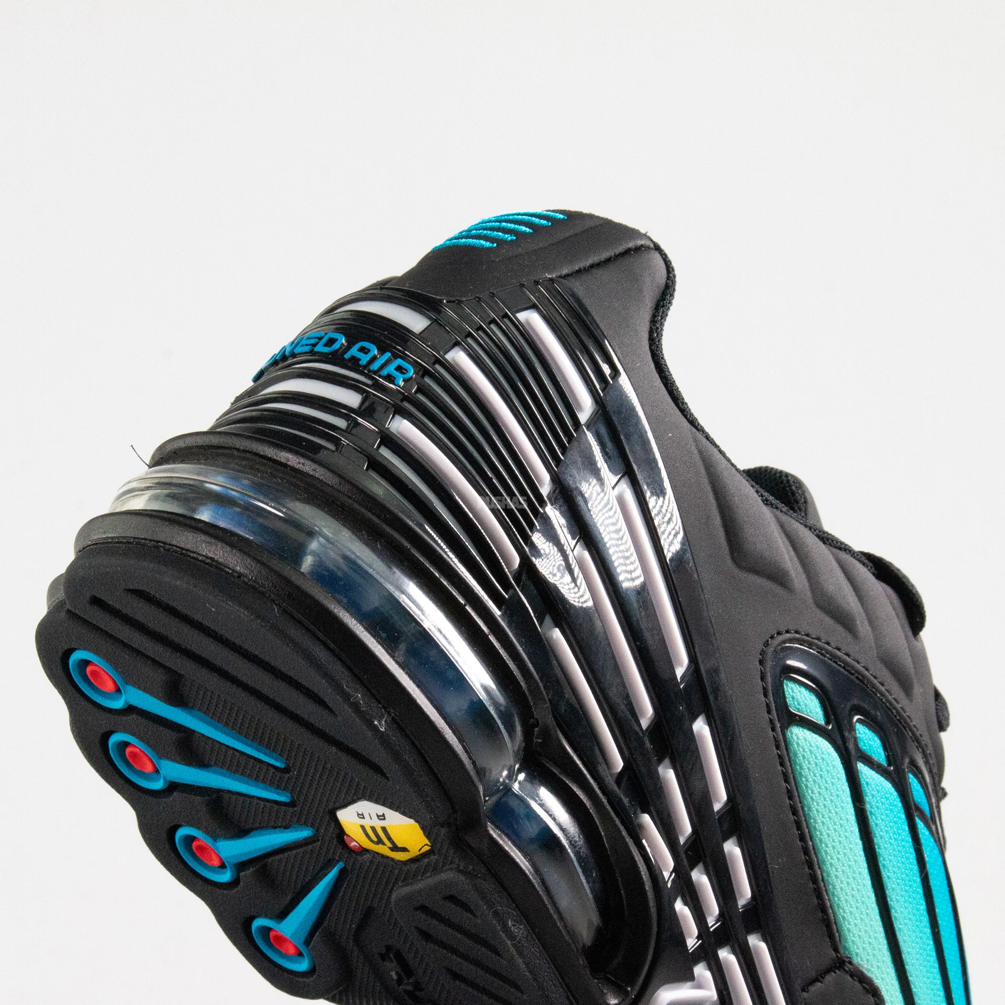Nike Air Max Plus TN 3 'Emerald Rise' (2023) - Image 10