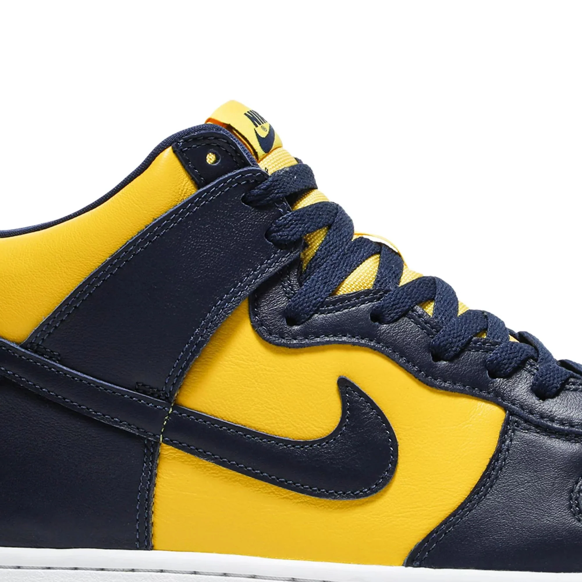Dunk High 'Michigan' (2020) - Image 7